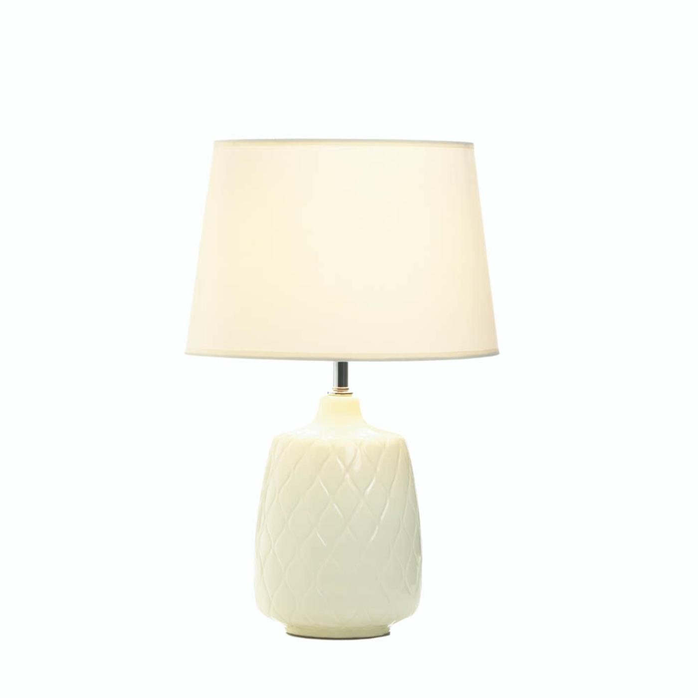 QUILTED DIAMONDS TABLE LAMP