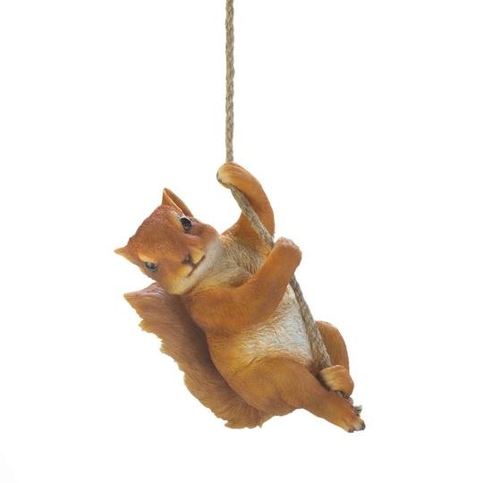 HANGING SQUIRREL DECOR